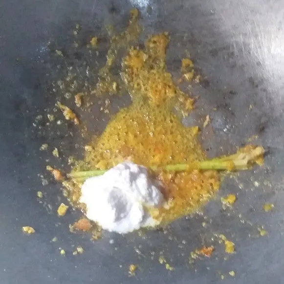 Step 3 Daun Singkong Kuah Santan