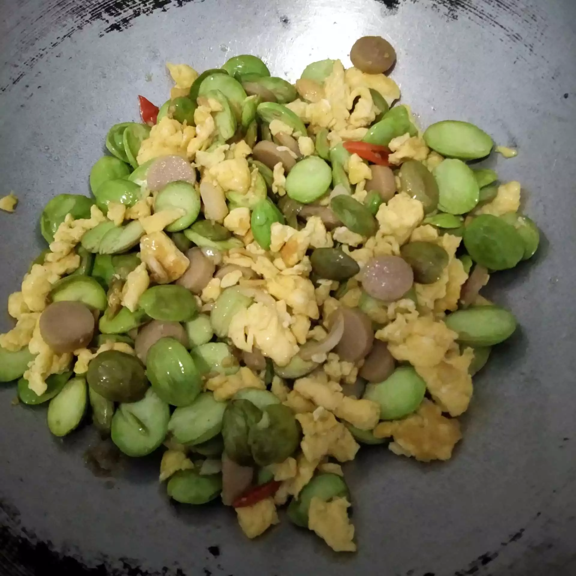 Step 6 Orak-arik Pete telur sosis
