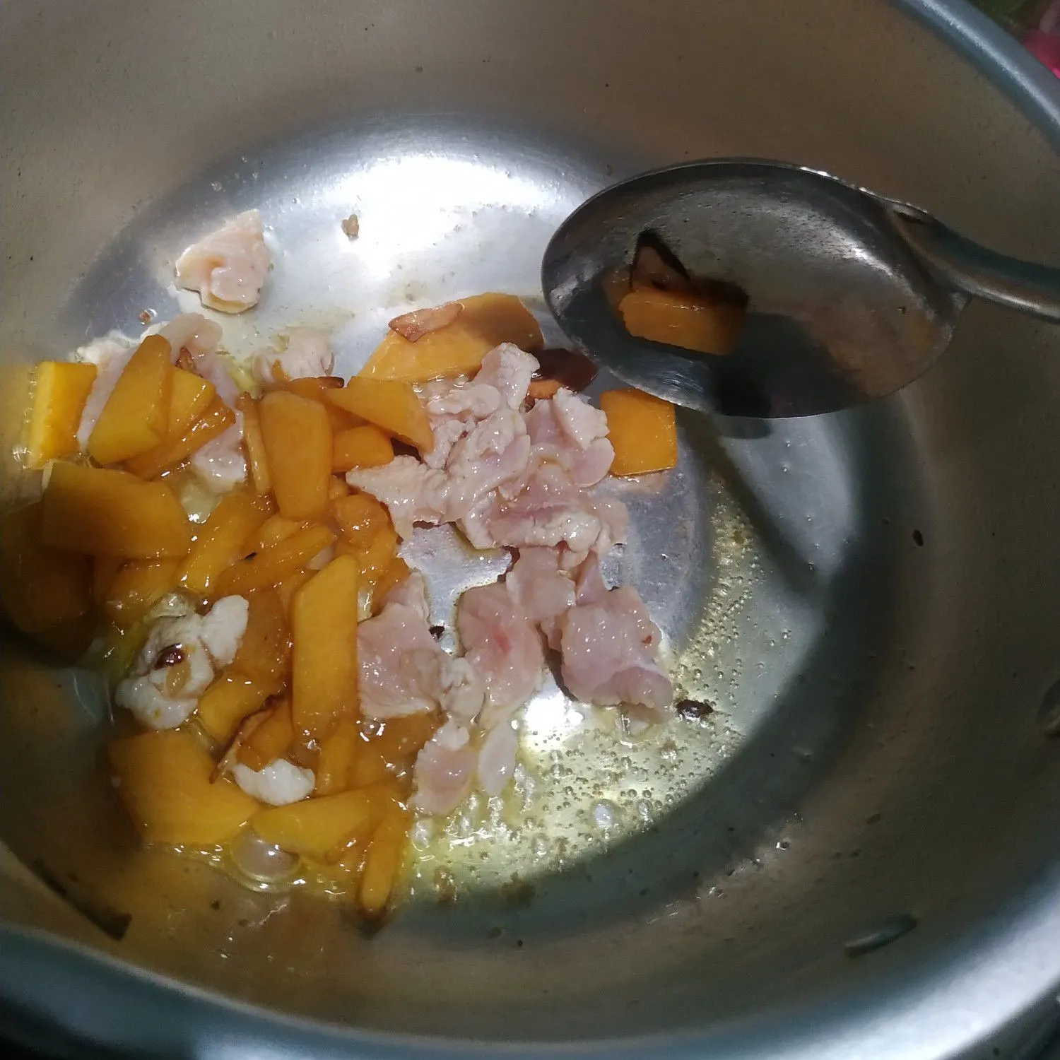 Step 3 Mpasi Ayam Labu Kuning