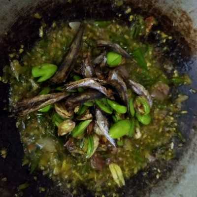 Step 4 Ikan Asin Pete Lombok Ijo