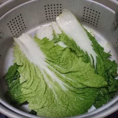Step 1 Sawi Roll Bihun
