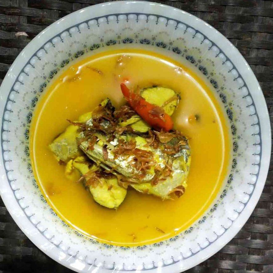 Resep Ikan Tenggiri Kuah Kuning Sederhana Rumahan Di Yummy App