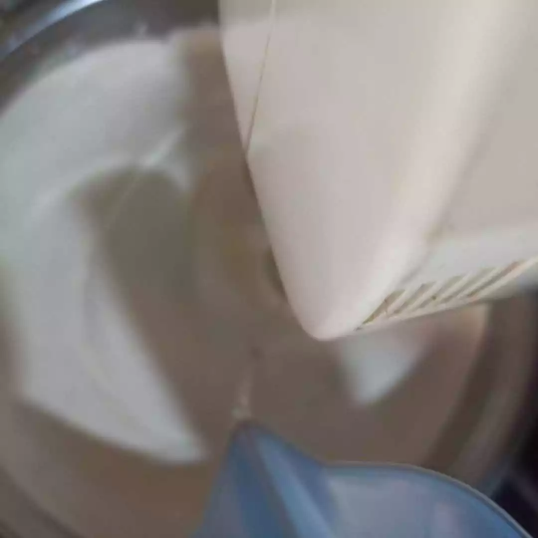 Step 2 Bolu Kukus Mekar Air Kelapa