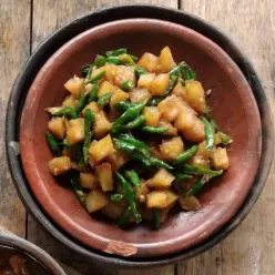 Oseng Kentang Cabe Ijo