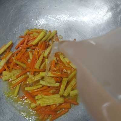 Step 3 Tumis Wortel Sosis