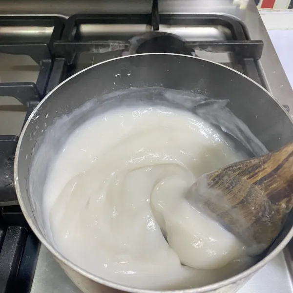 Panaskan setiap adonan sampai mengental.