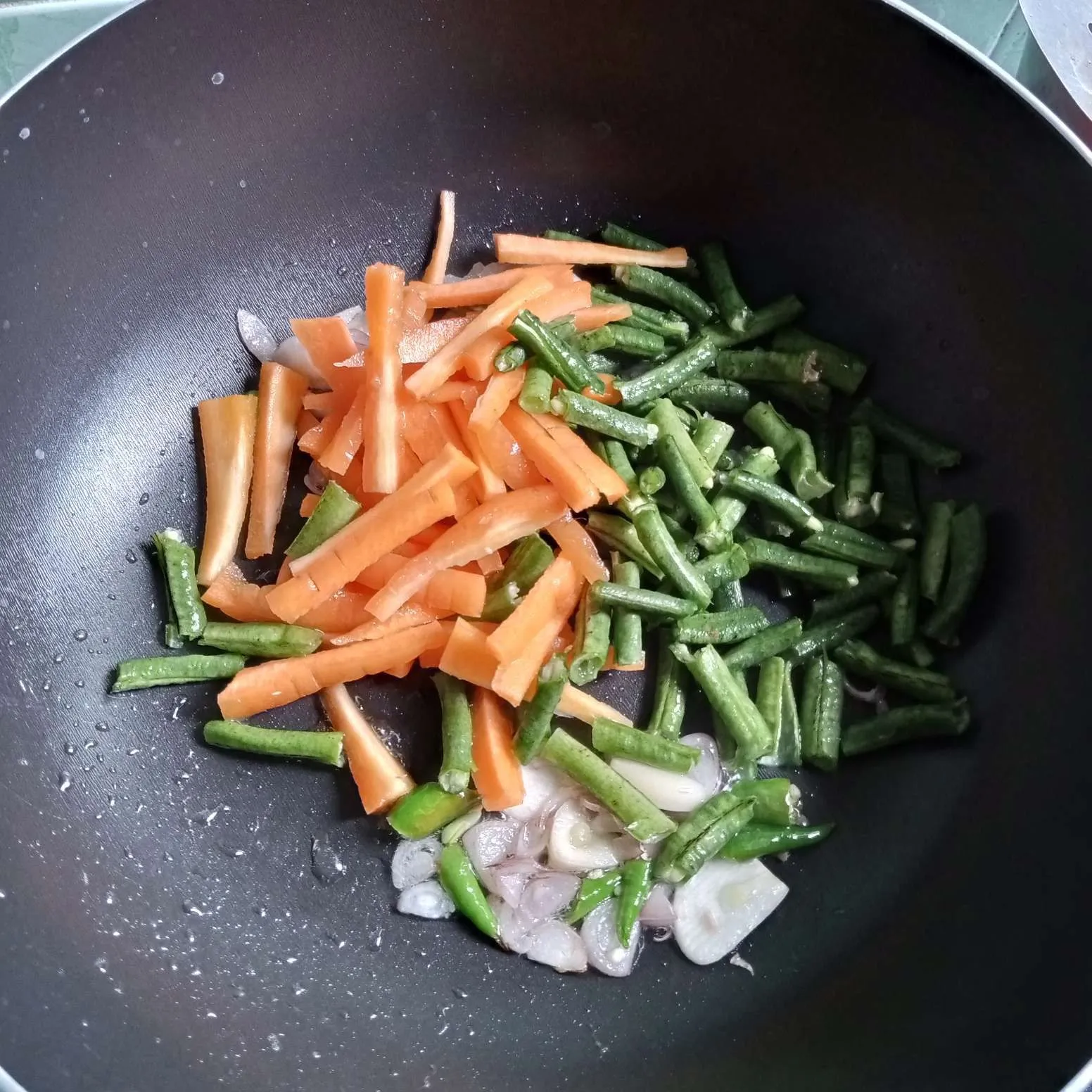 Step 5 Tumis Tahu Wortel Kacang Kubis