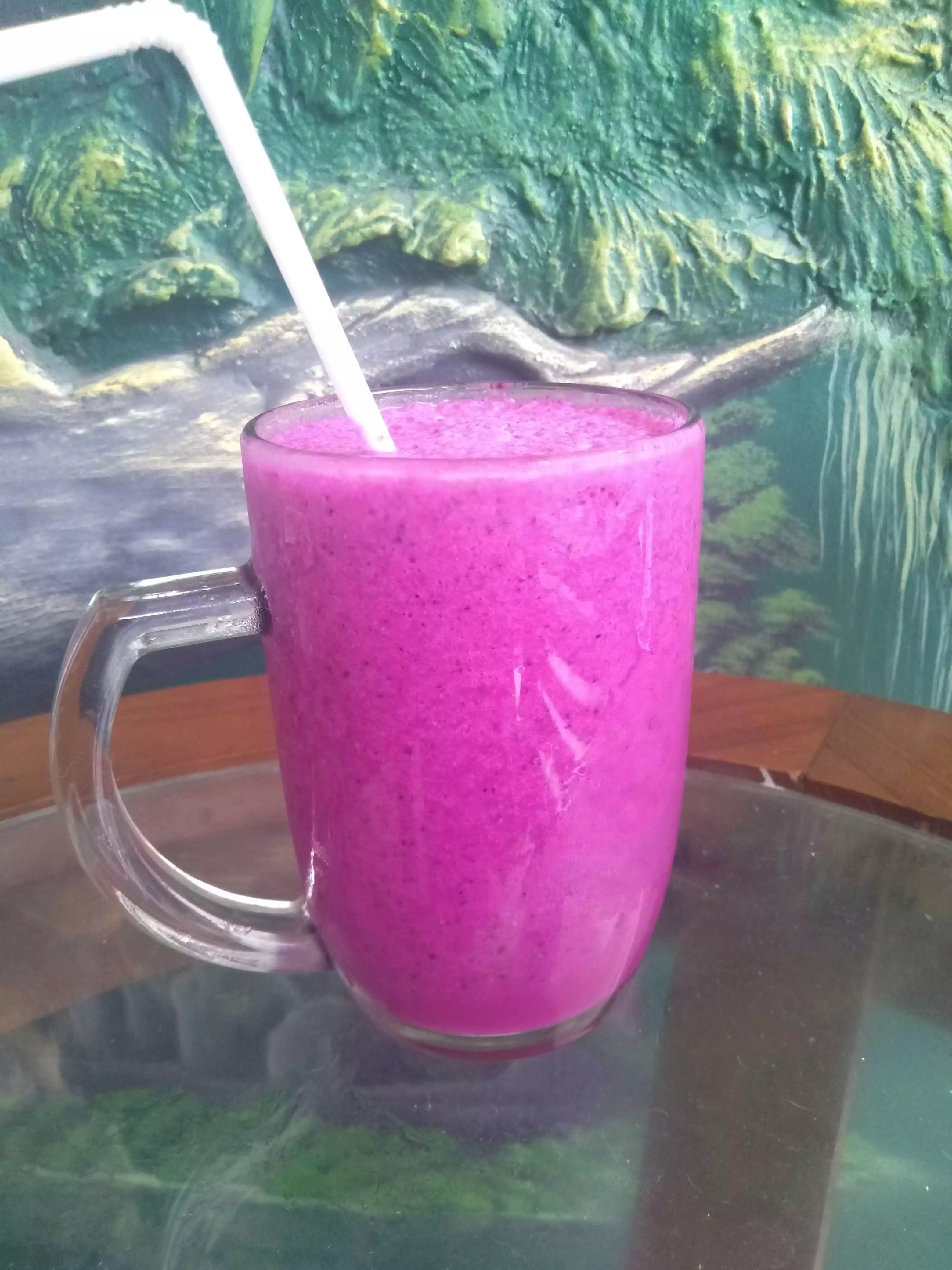 Step 5 dragon fruit milkshake