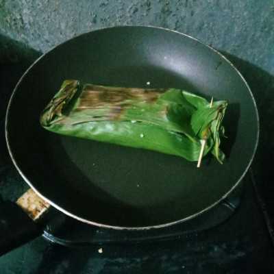 Step 6 Nasi Bakar Ikan Asin