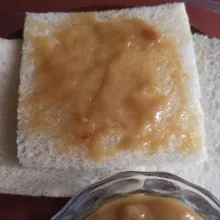 Selay Untuk Roti Sajikan untuk olesan roti.