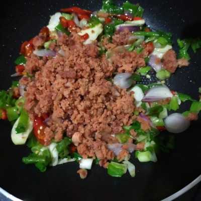 Step 5 Martabak Mie Kornet