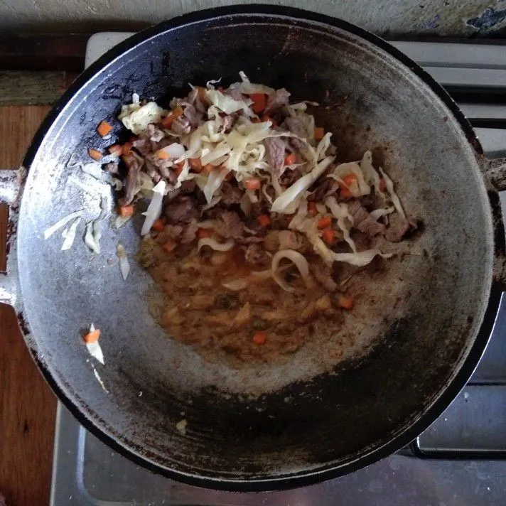 Step 9 Nasi Goreng Daging Wortel dan Kubis