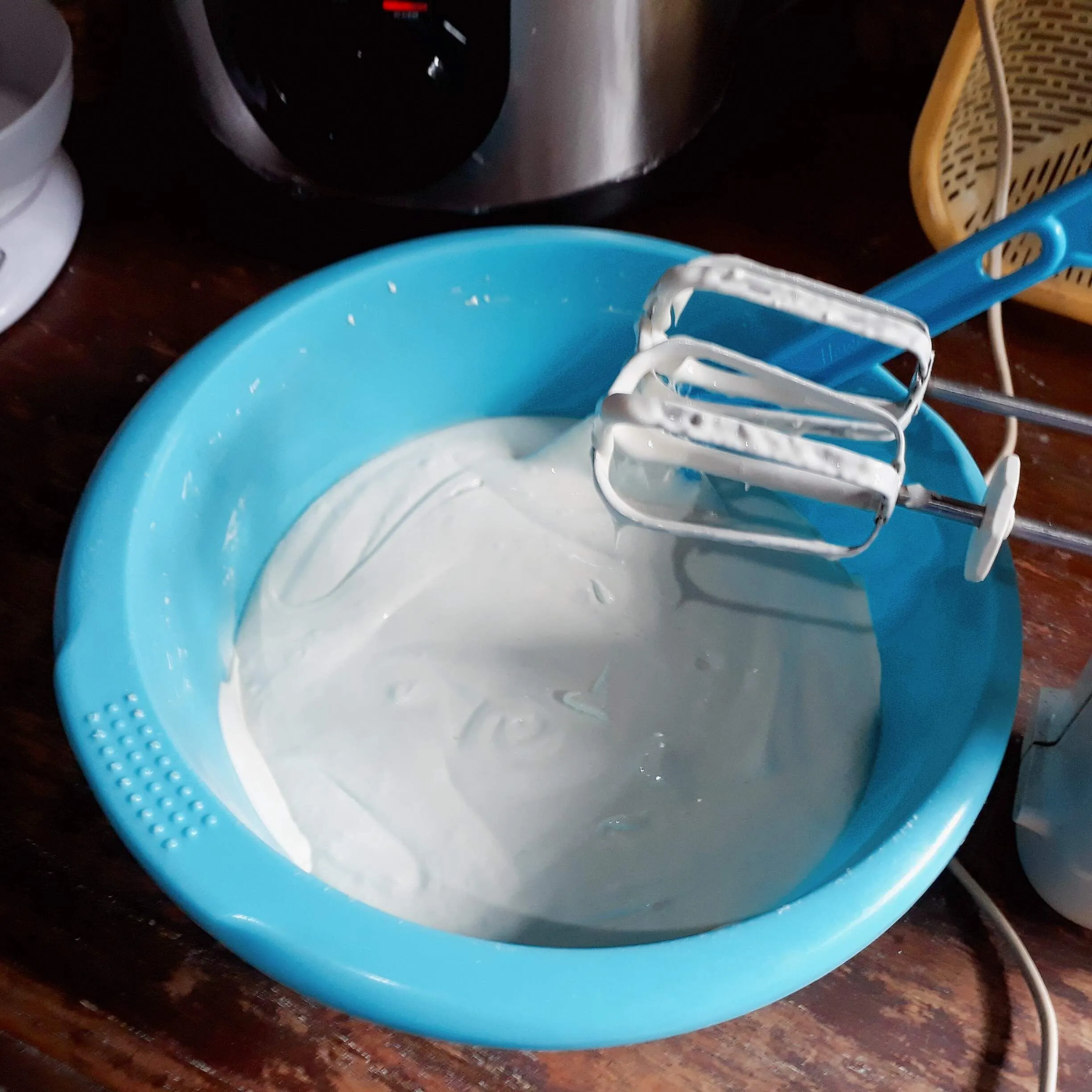 Step 2 Bolu Mekar Susu