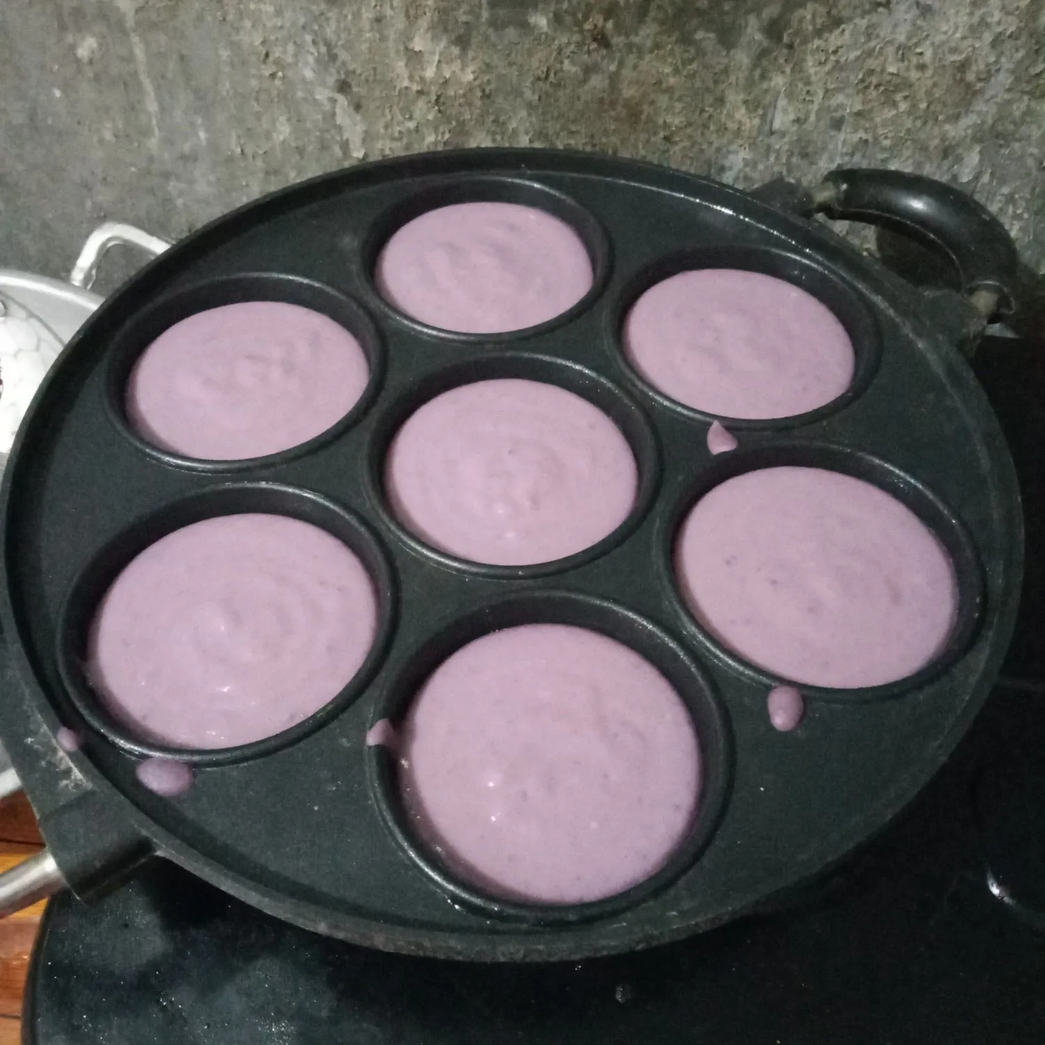 Step 5 Kue Lumpur Ubi Ungu