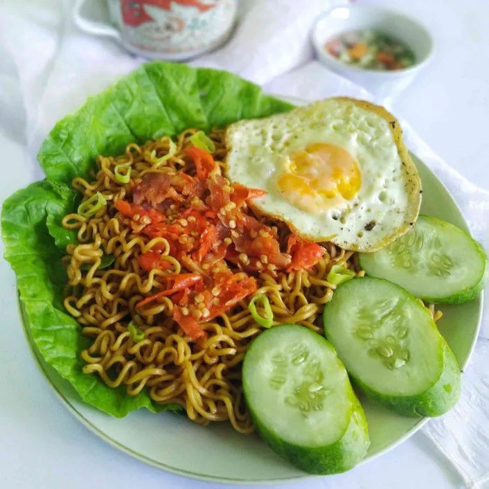 Mie Instan Sambel Pedas