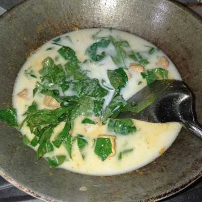 Step 5 Sayur Santan Daun Melinjo dan Tahu