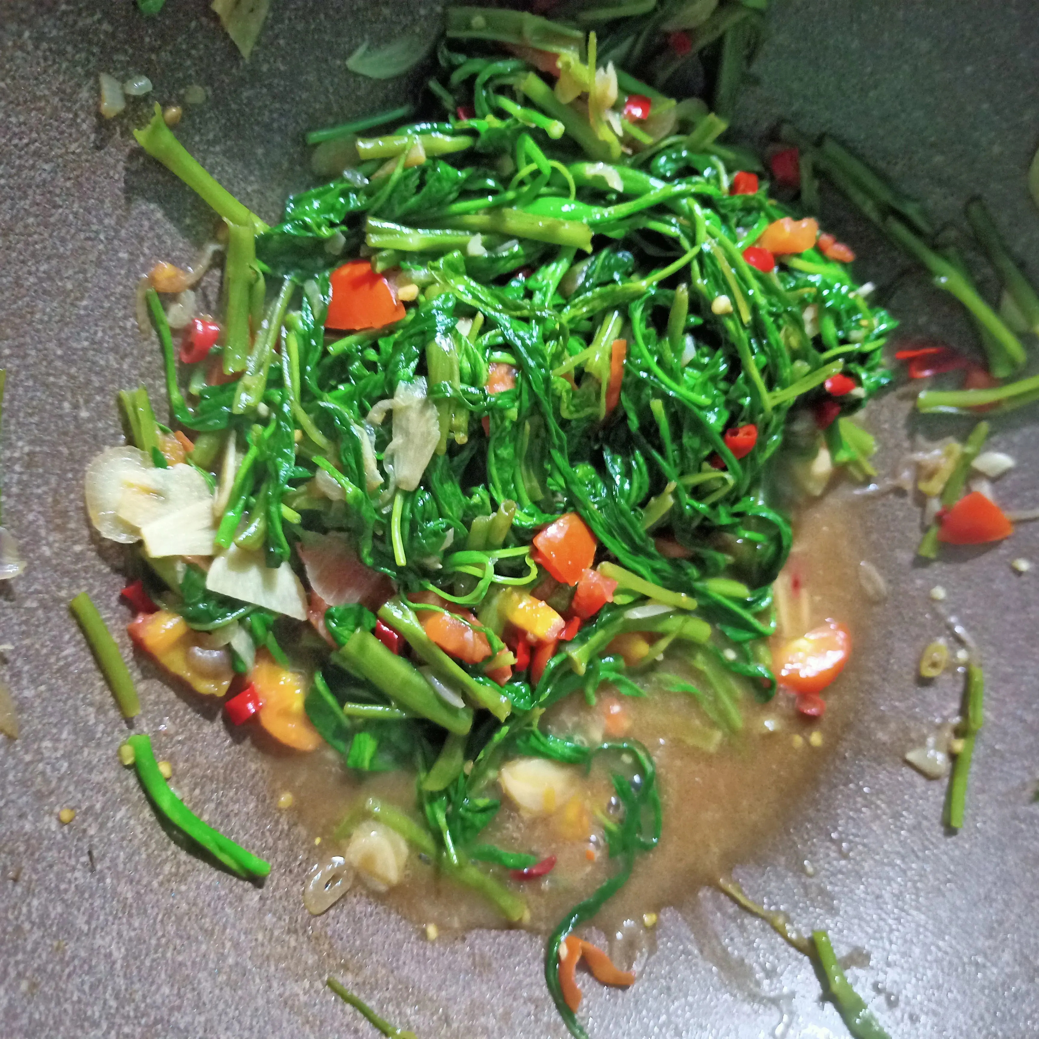 Step 5 Tumis Kangkung Saus Tiram