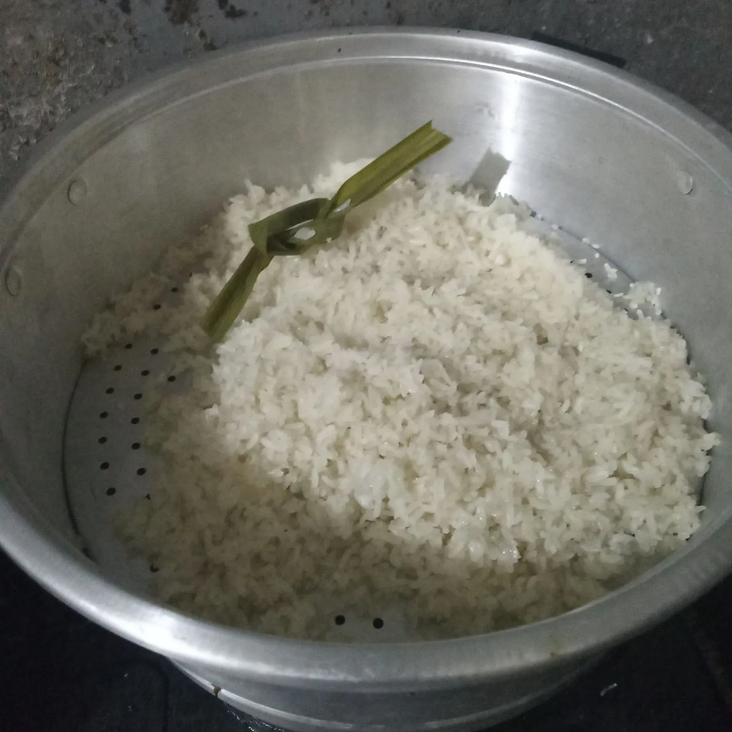 Step 2 Lemper Bakar Isi Ayam Suwir