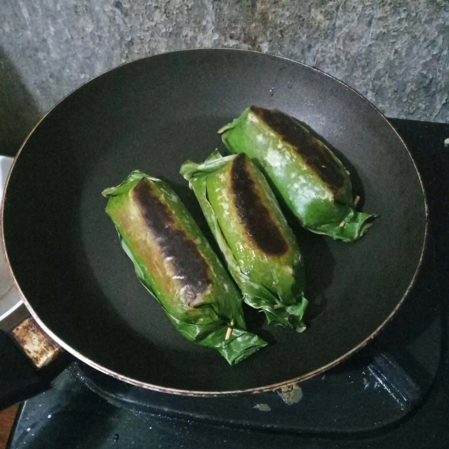 Step 10 Lemper Bakar Isi Ayam Suwir