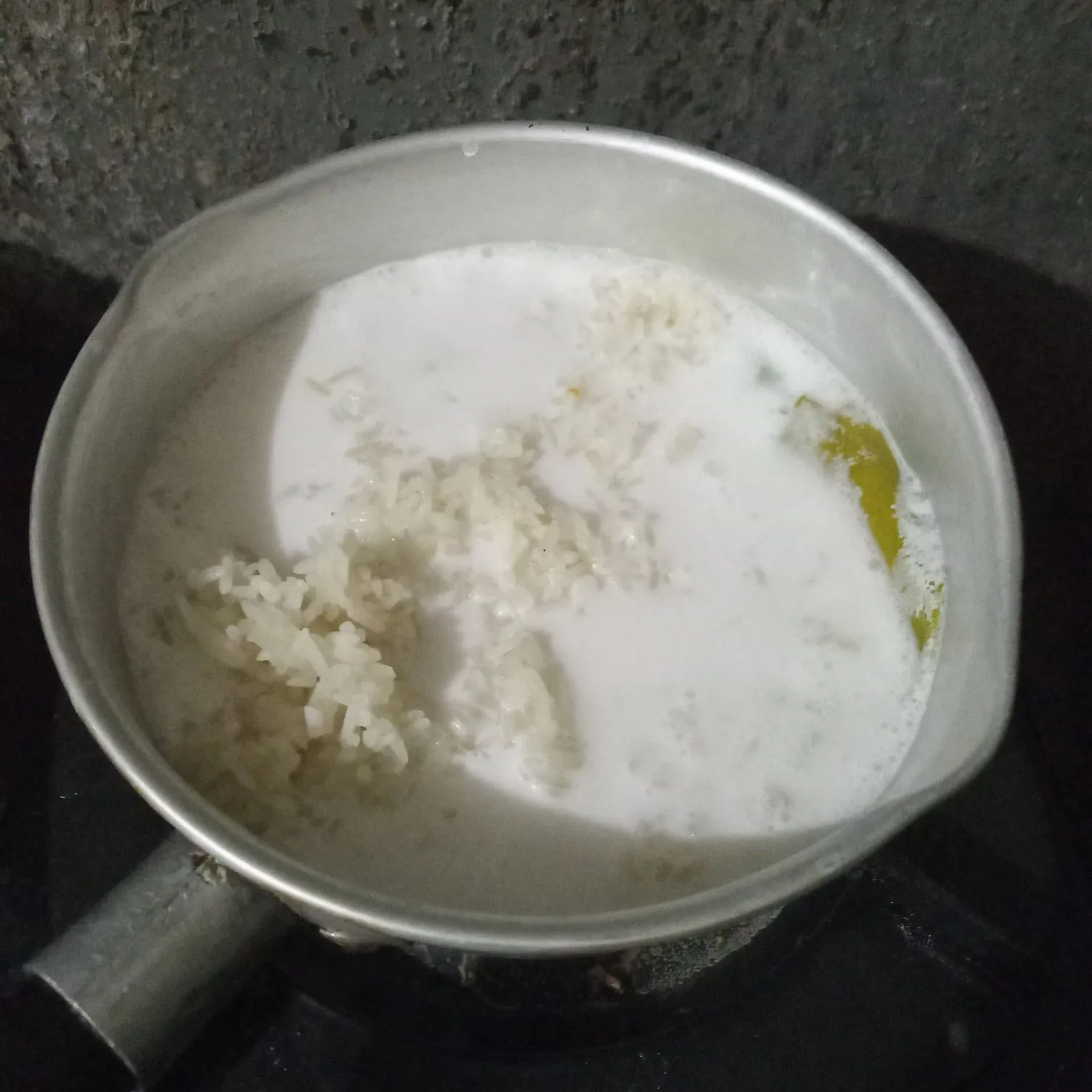 Step 4 Lemper Bakar Isi Ayam Suwir