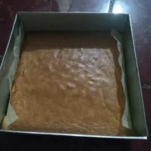 Oven selama 20 menit dengan suhu 160'C menggunakan api atas bawah atau sesuaikan dengan oven masing-masing.