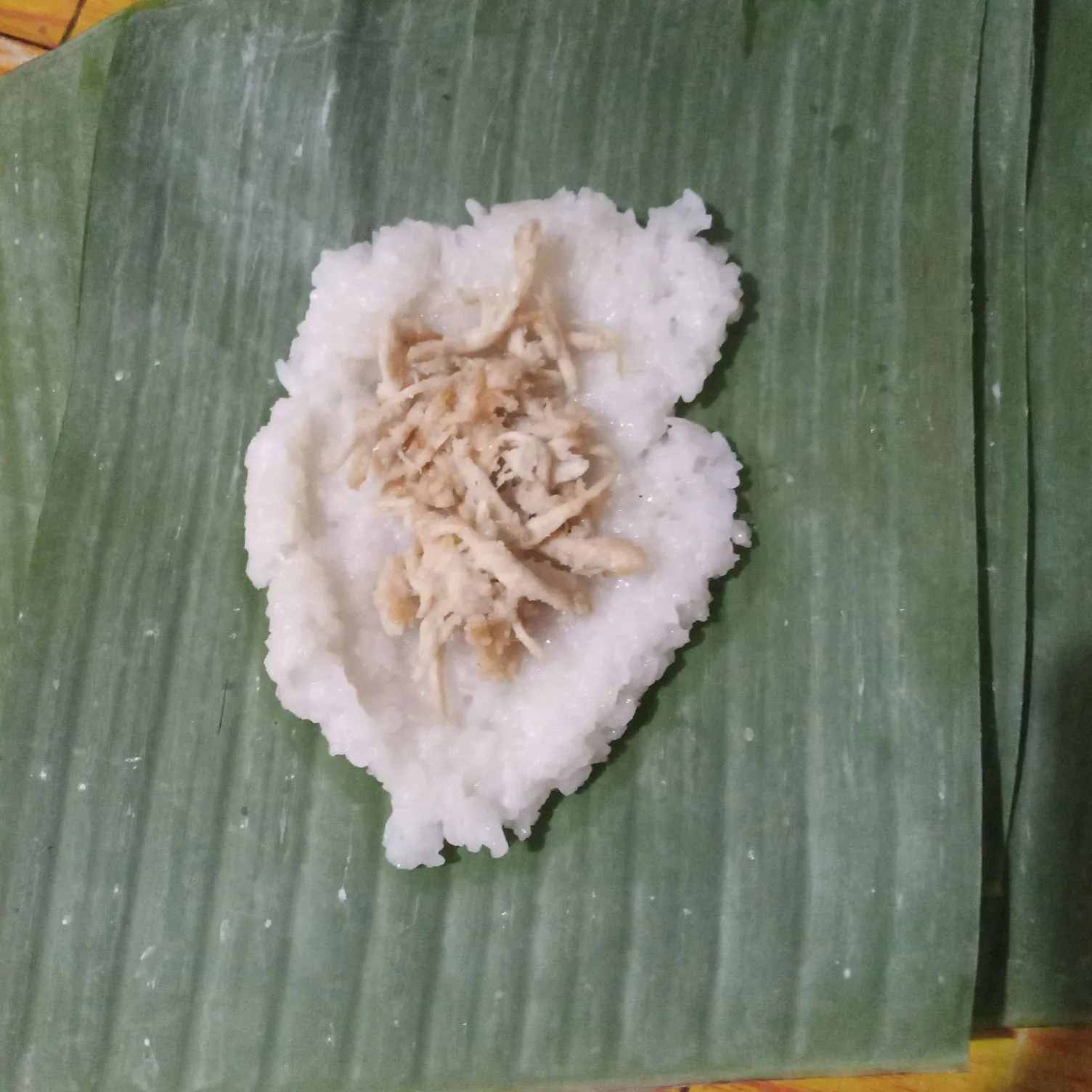 Step 9 Lemper Bakar Isi Ayam Suwir