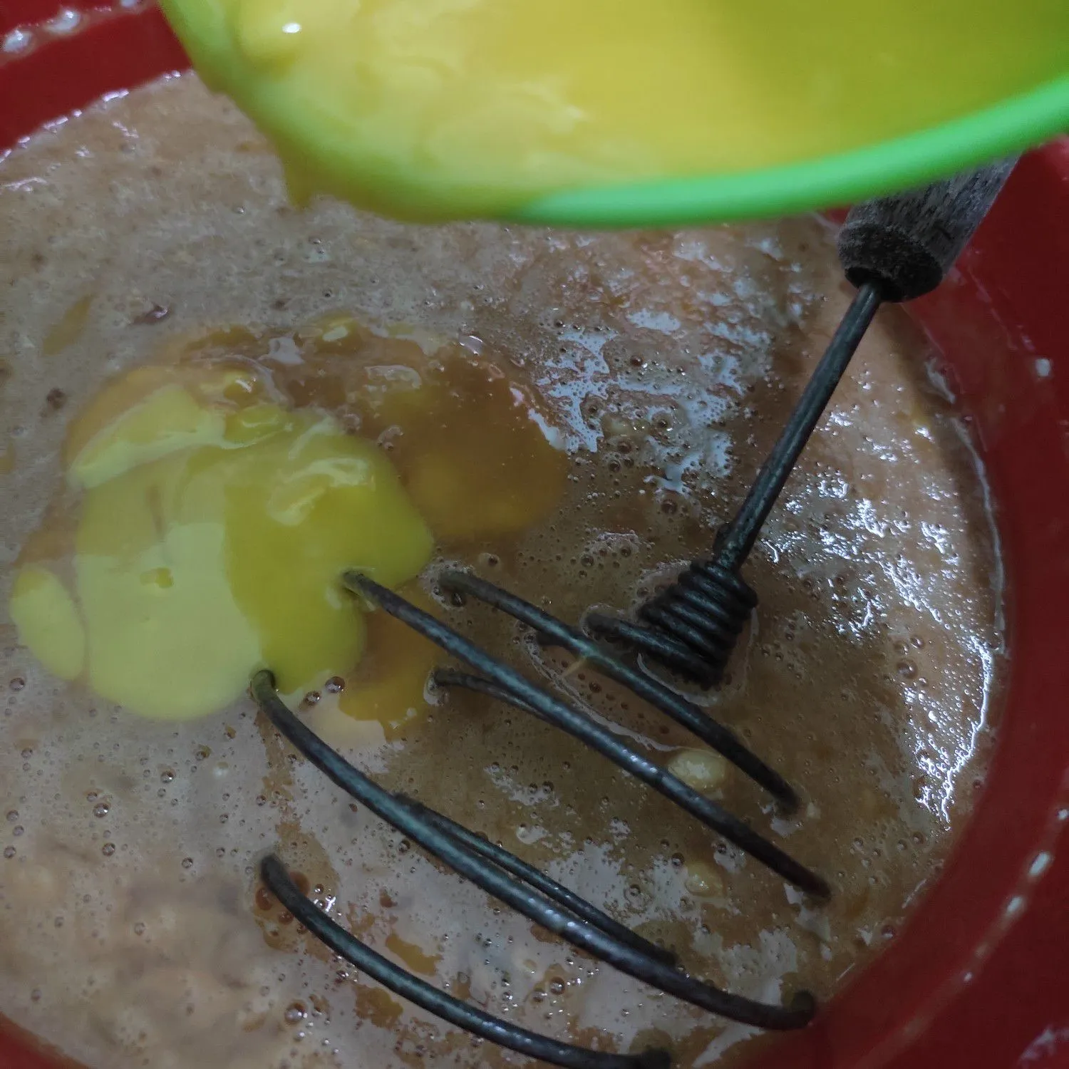 Step 6 Bolu Karamel Sarang Semut