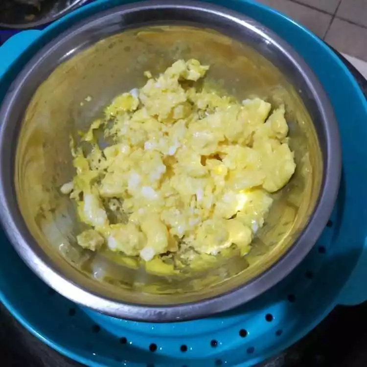 Step 1 Kroket Kentang Telur