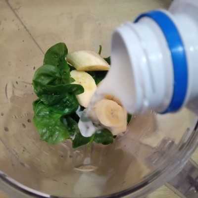 Step 4 Green Smoothies