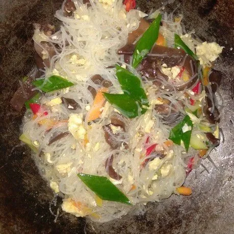 Step 6 Bihun Goreng Jamur