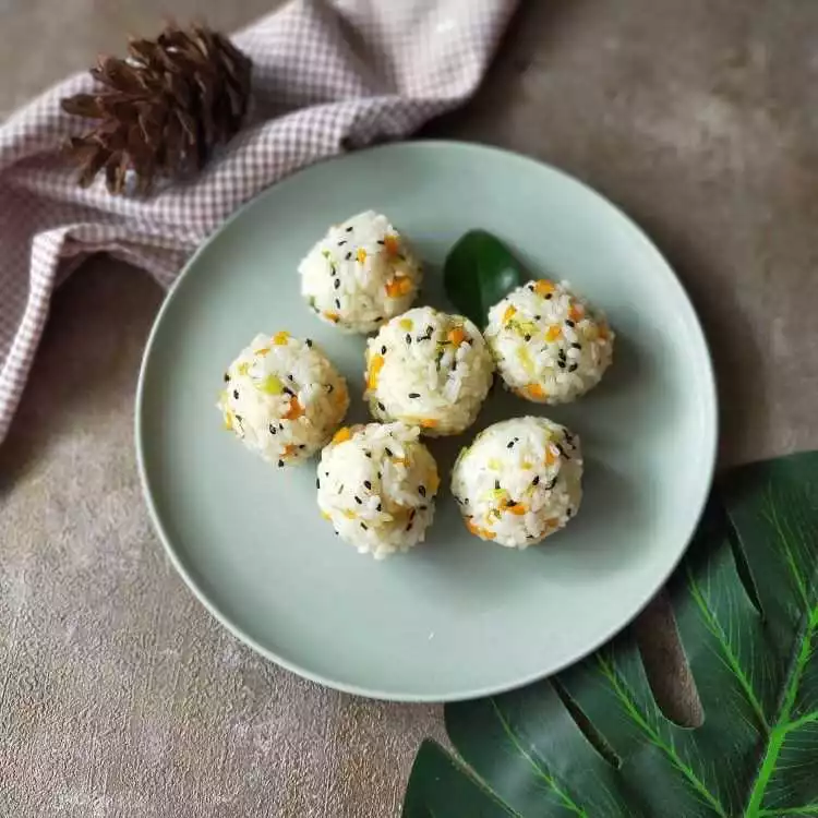 Step 5 Vegetable Rice Ball