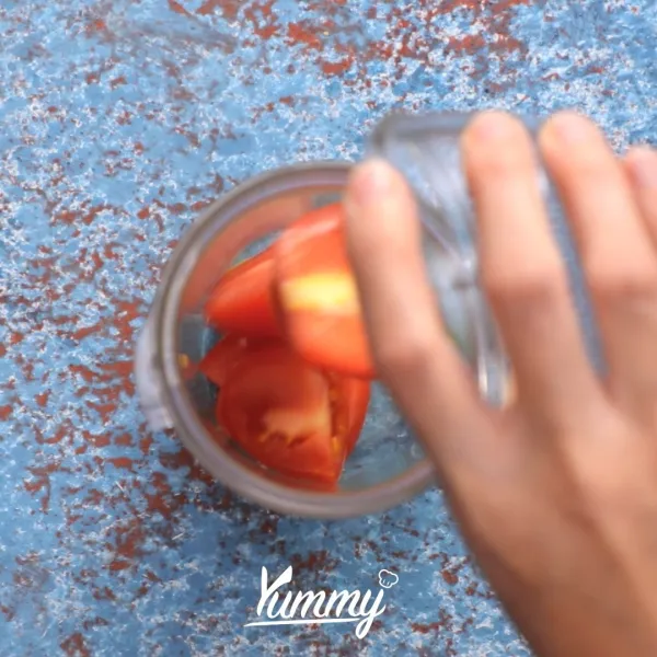 Blender kasar semua bumbu kasar.