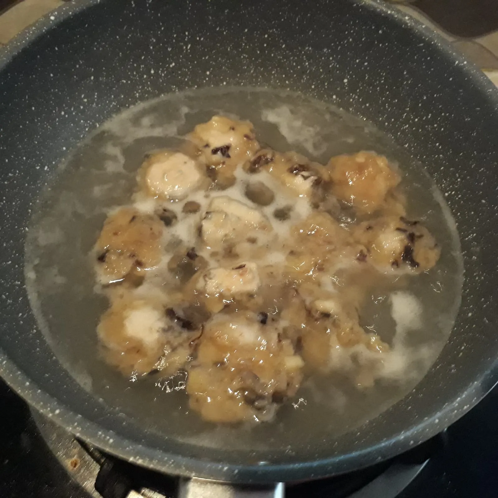 Step 4 Bakso Jamur Goreng
