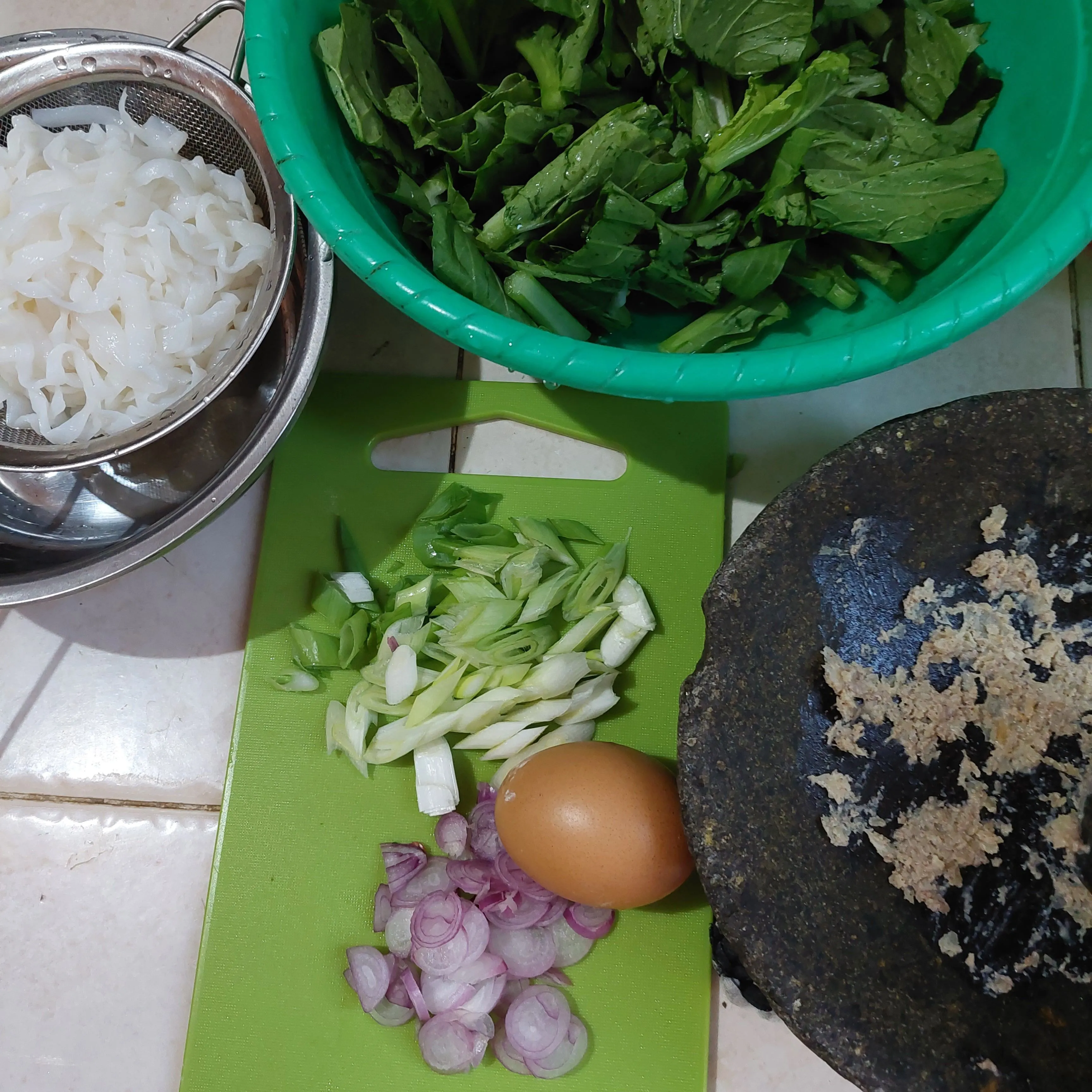 Step 1 Fetuccini Goreng
