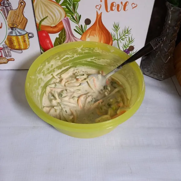 Aduk sampai rata dan koreksi rasa.