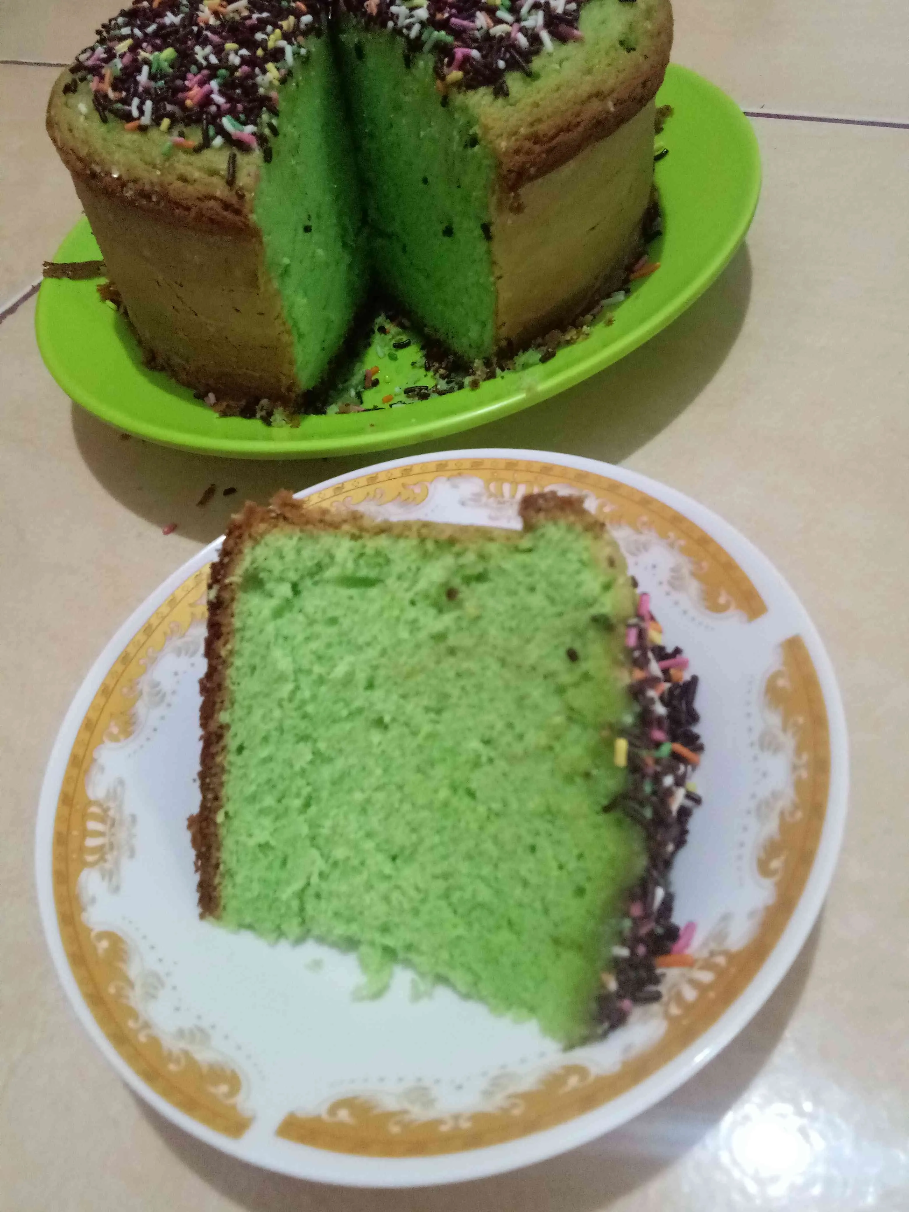 Bolu Pandan