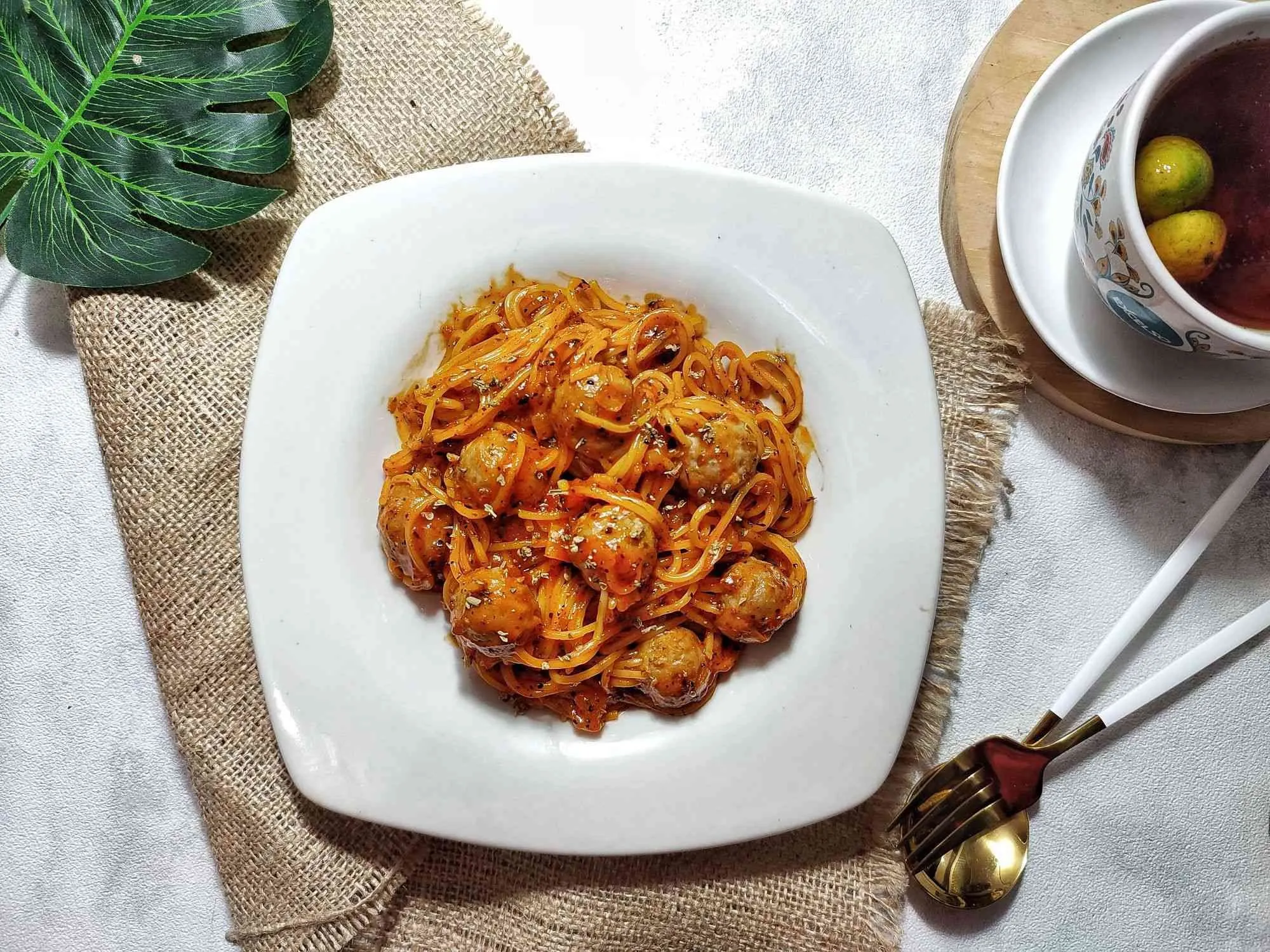 Spaghetti Meatball Saus Bolognese