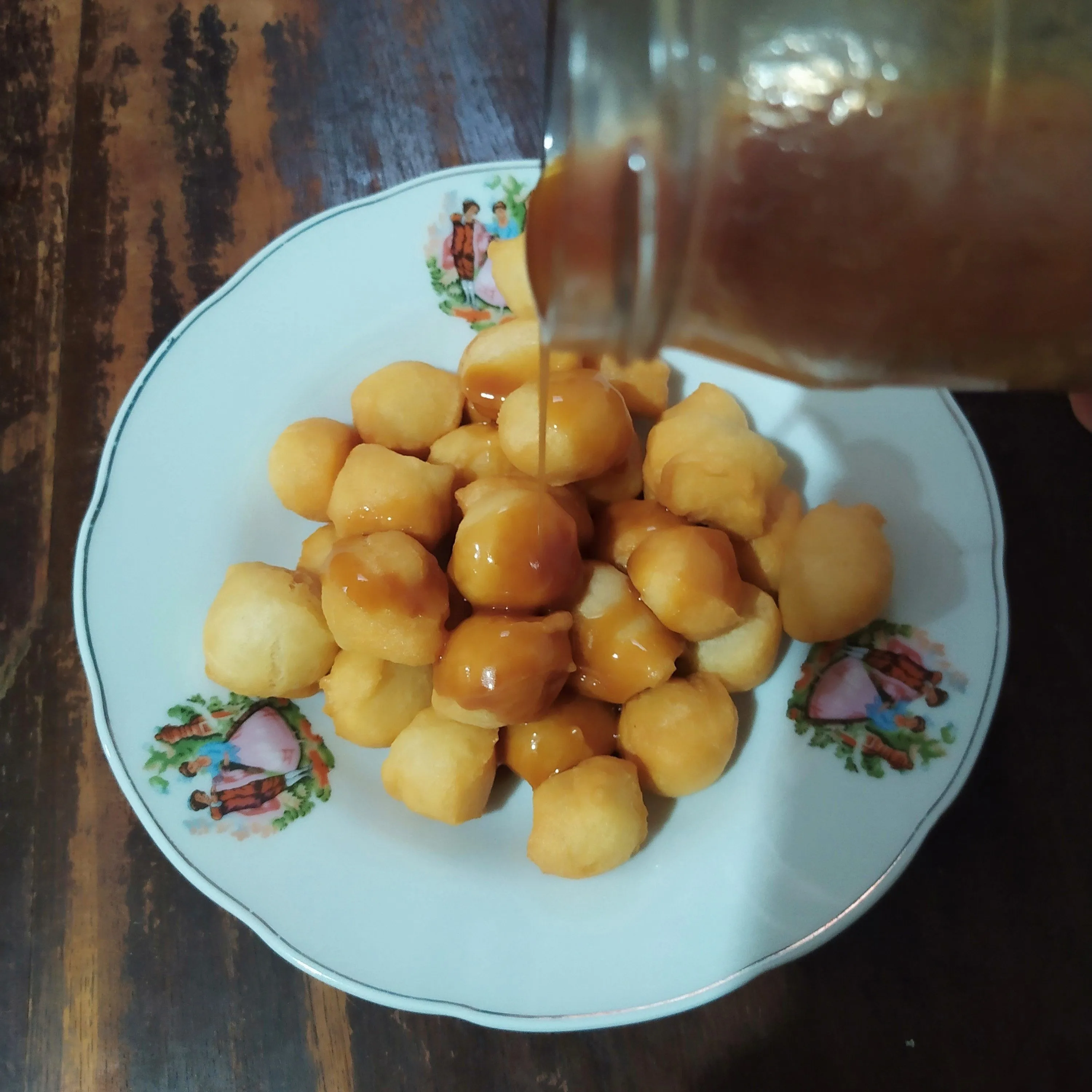 Step 8 Loukumades Caramel