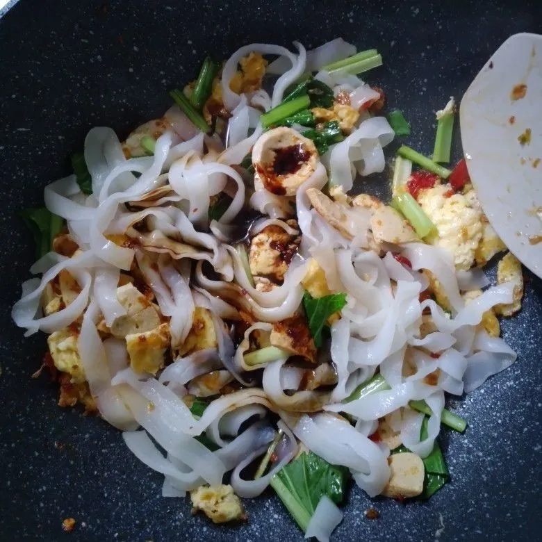 Step 4 Kwetiau Goreng