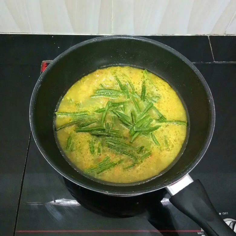 Step 4 Kothokan Tahu Ikan Pe Asap