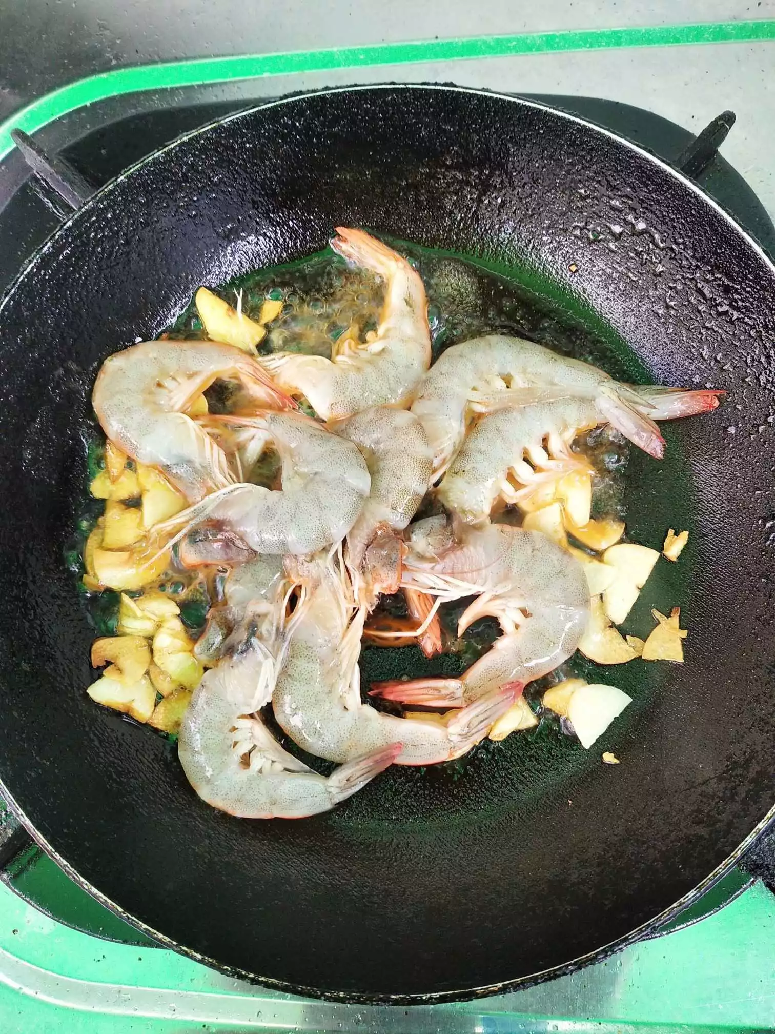 Step 2 Udang Kuah Tomat