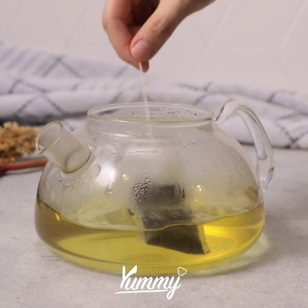 Step 1 Watermelon Yogurt Tea