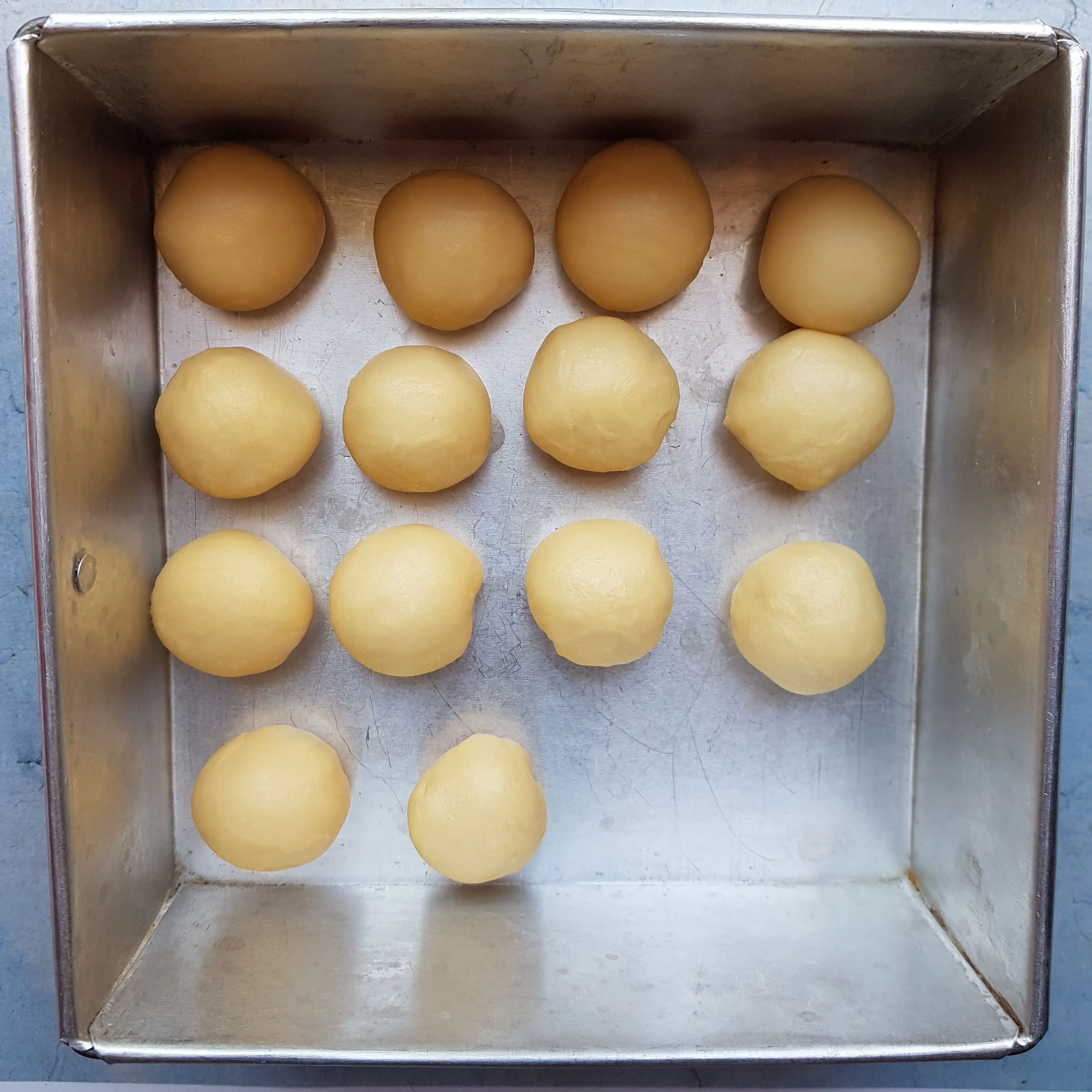 Step 3 Roti Unyil Isi Sosis