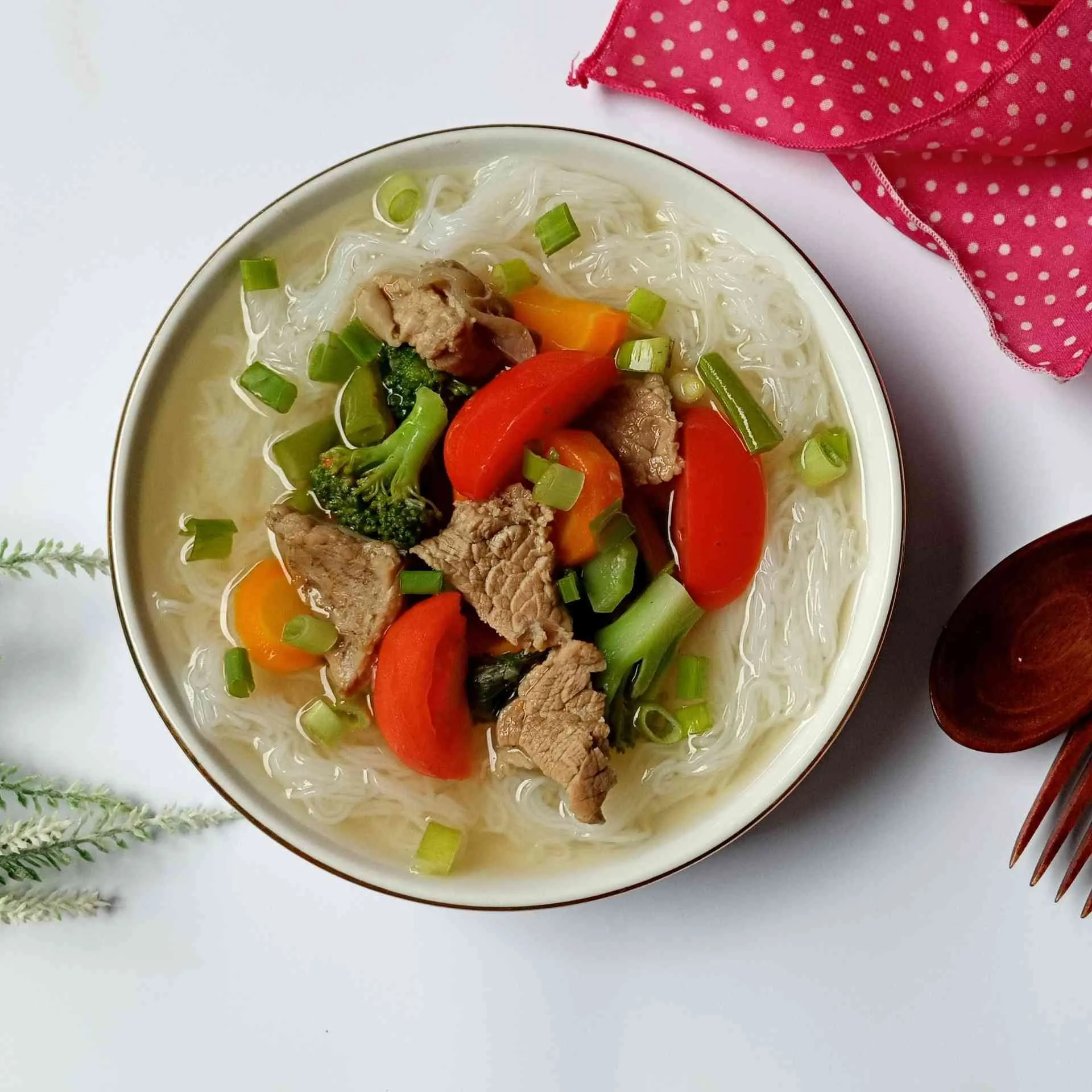 Clear Soup with Vermicelli Noodle