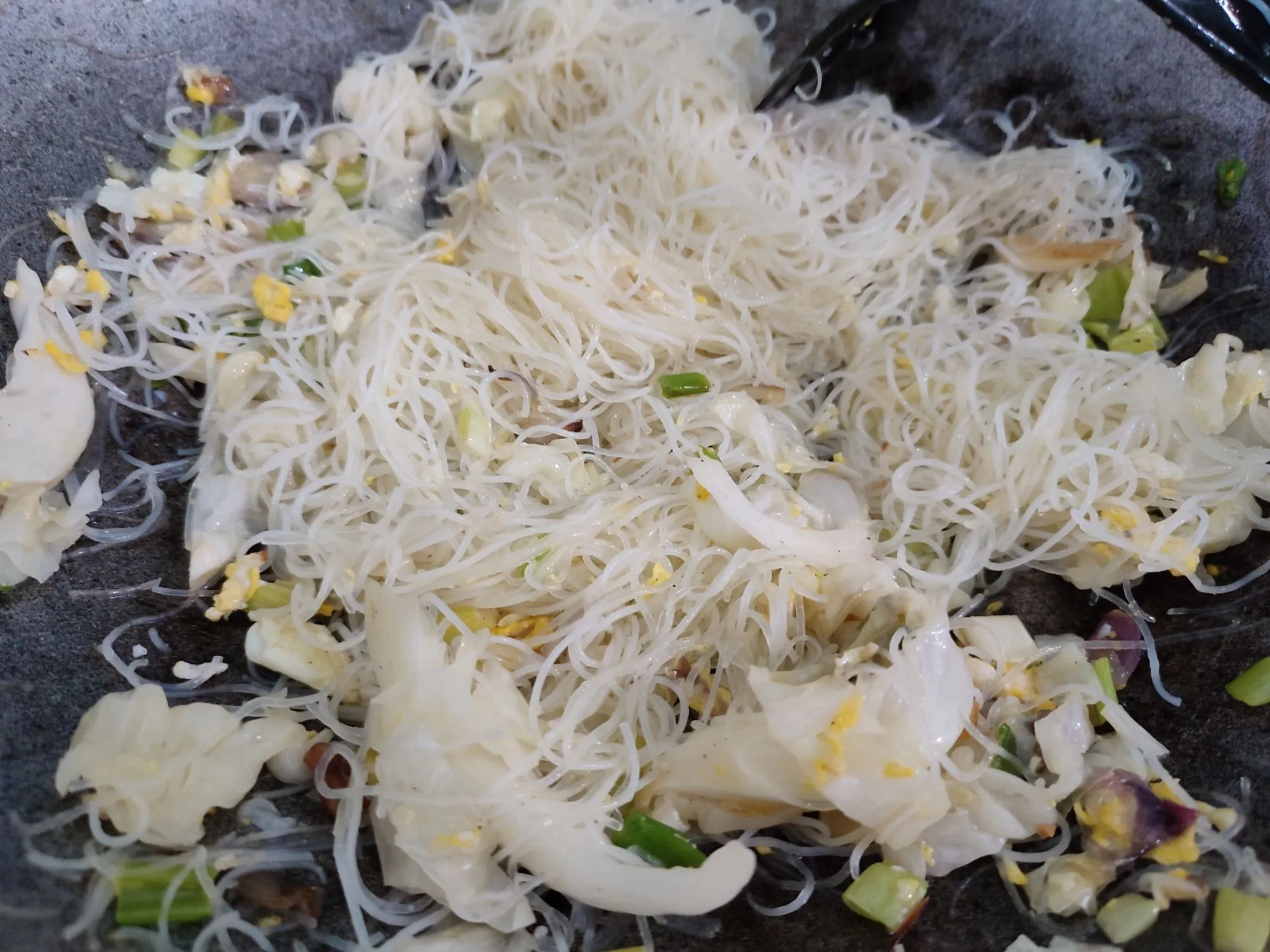 Step 7 Bihun Goreng Bumbu Iris