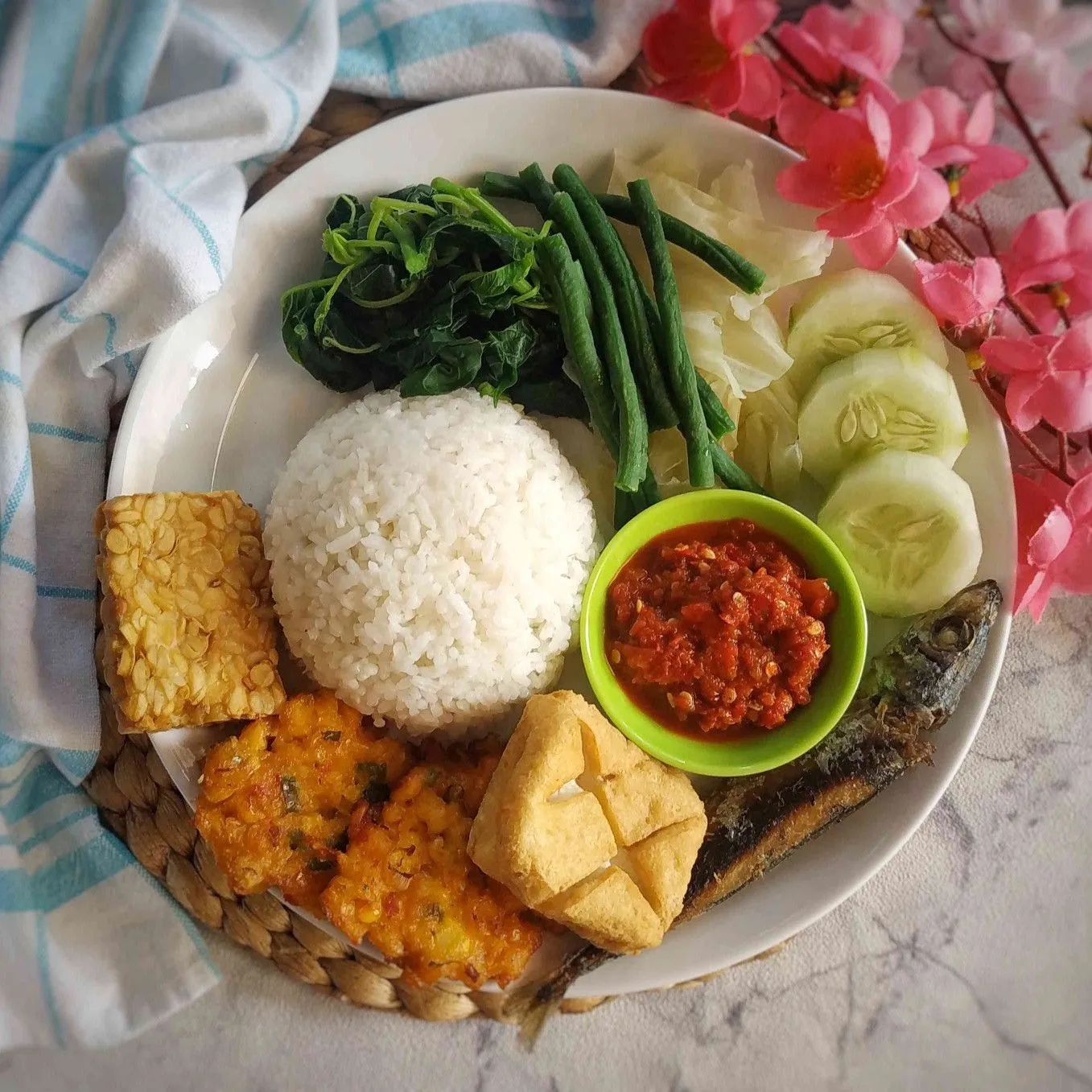 Nasi Tempong