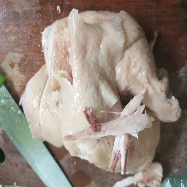 Tiriskan ayam dan potong2.