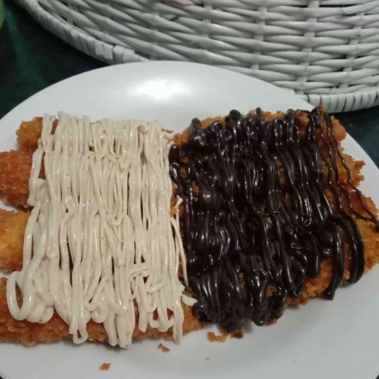 Crispy Banana With Tiramisu And Chocolate