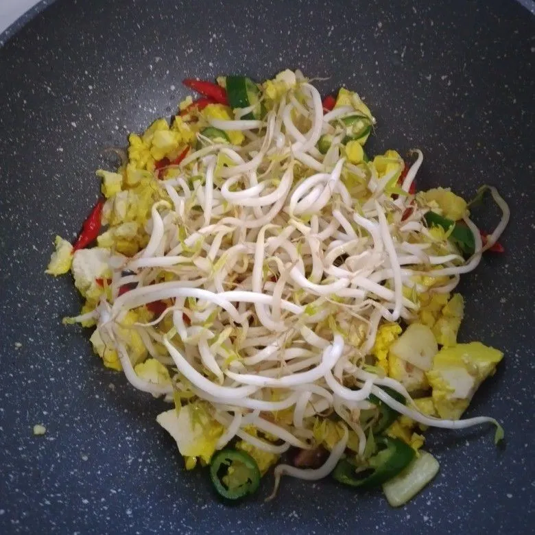 Step 4 Tumis Tahu Tauge