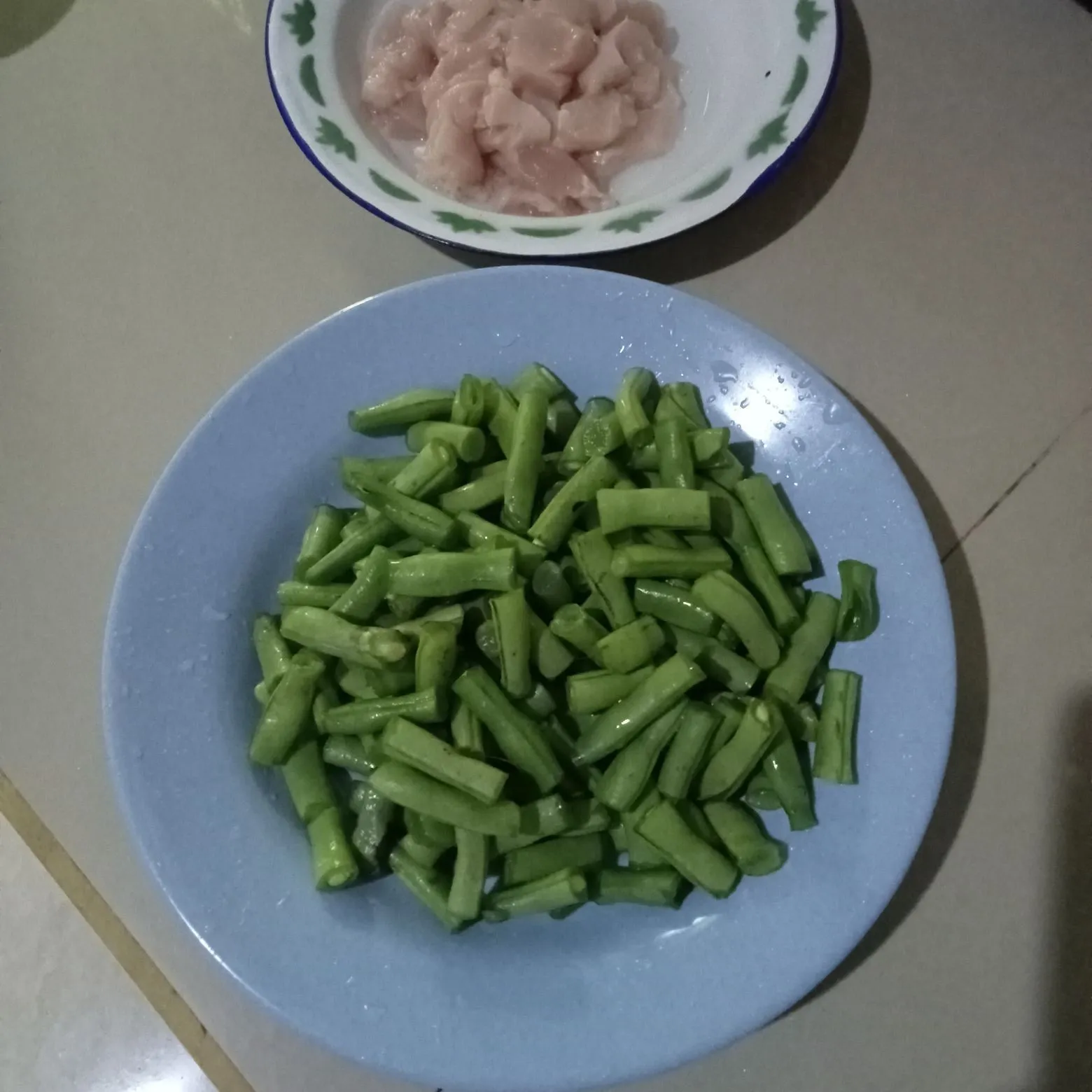 Step 1 Ayam dadu Buncis Bumbu Kuning